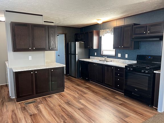 2nd image of 7769 Kimberly Dr #258