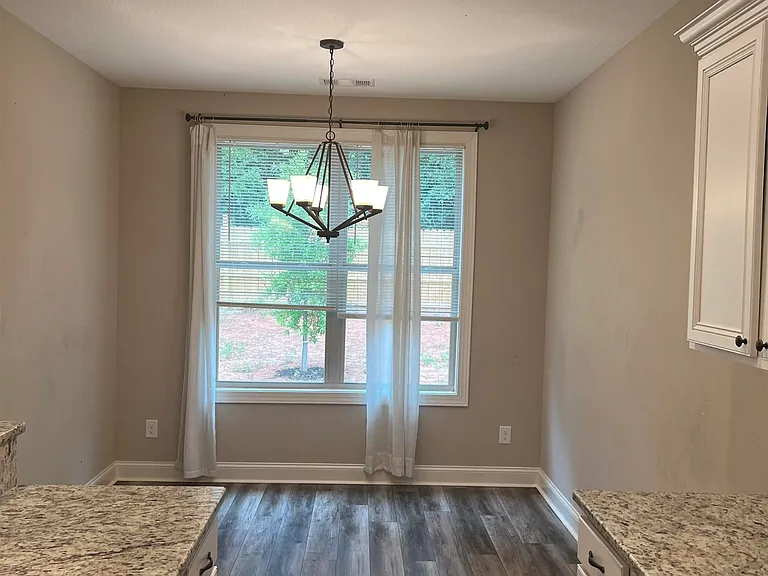 107 Gwendolyn Ave — Photo 9
