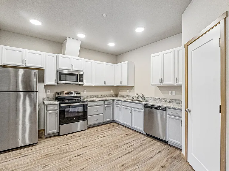 Ridgeline Apartments — Photo 47