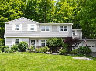 4648 Glencliffe Rd, Manlius, NY 13104