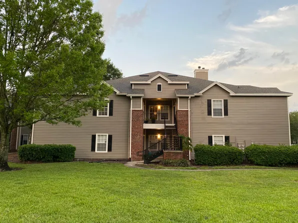 10000 Gate Pkwy N, Jacksonville, FL