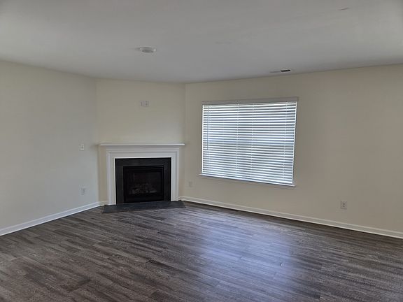 4th image of 3059 Green Apple Dr
