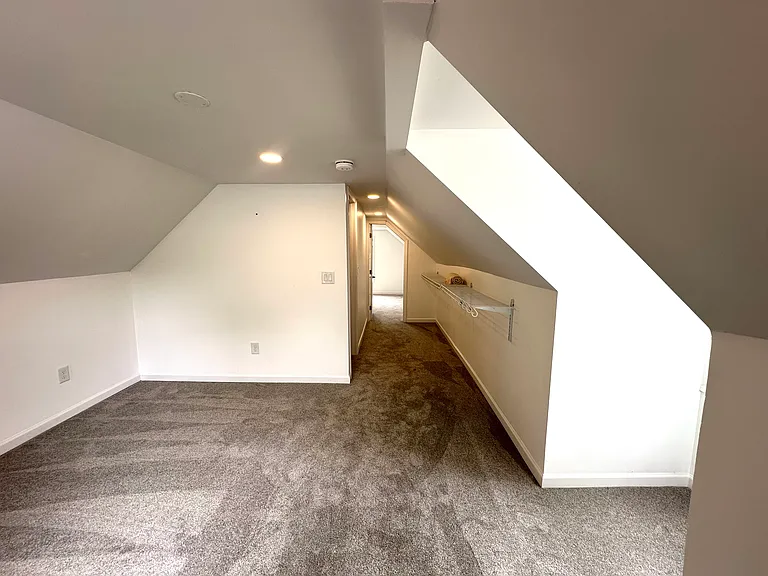 1466 Hardin Ave — Photo 40