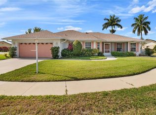 100 Chamonix Ct, Naples, FL 34112