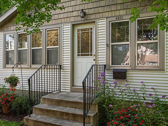 2nd image of 4251 31st Ave S