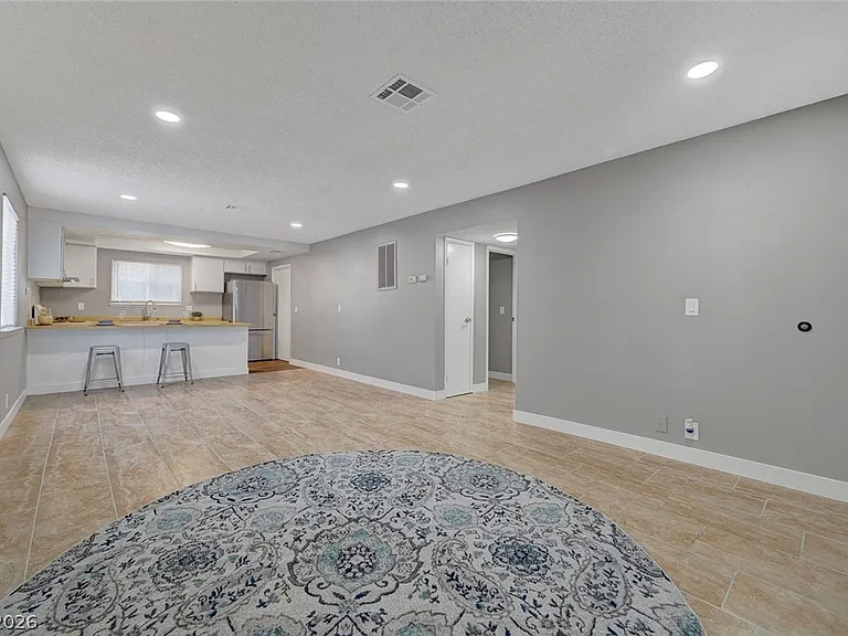 3240 Cameron St #A — Photo 4