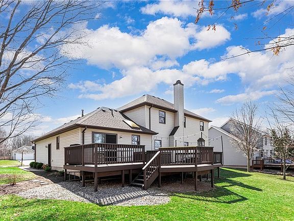 3rd image of 10020 Brookside Cir