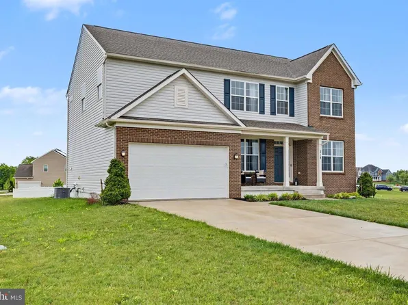 218 Haybine Dr, Shenandoah Junction, WV 25442