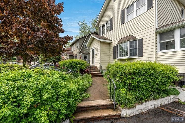 1st image of 127 Westover Ave