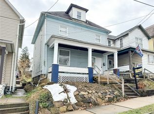 607 Wayne Ave, Ellwood City, PA 16117