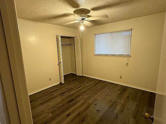 4th image of 1869 Woodvine Ln