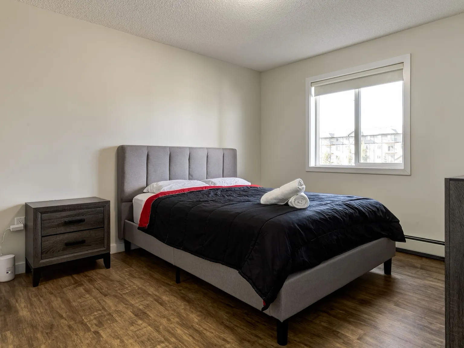Avalon Court — Photo 4
