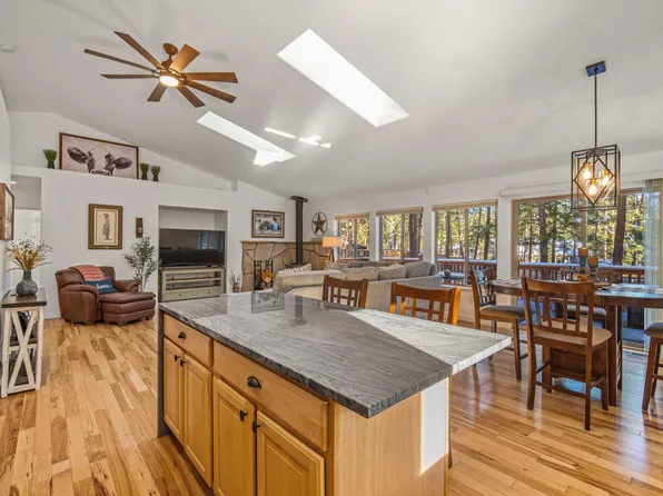 56430 Celestial Dr, Bend, OR 97707