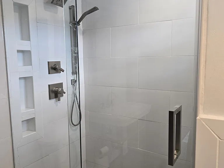 8433 Flagstone Dr — Photo 49
