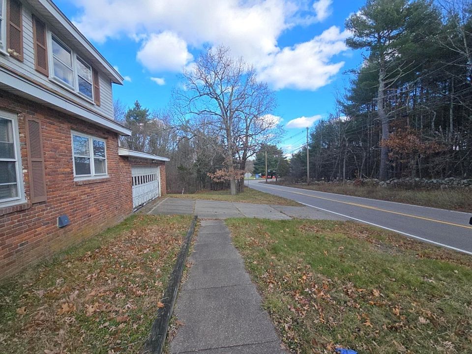 1st image of 723 Dedham St
