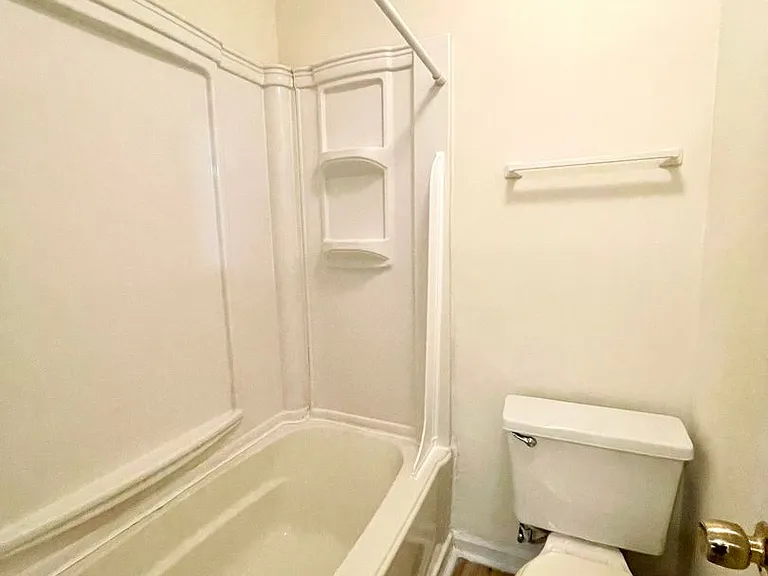 1227 Barnwell St #4 — Photo 11