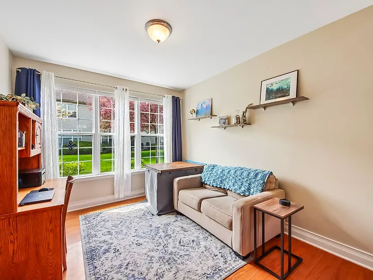 612 Shakespeare Dr — Photo 12