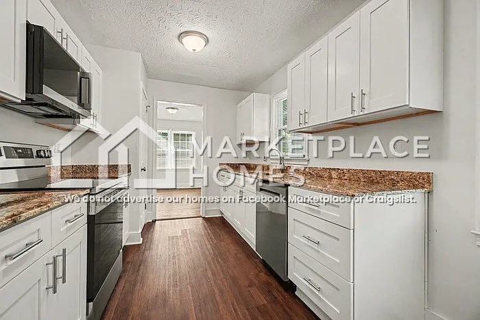 2801 Palm Dr — Photo 12
