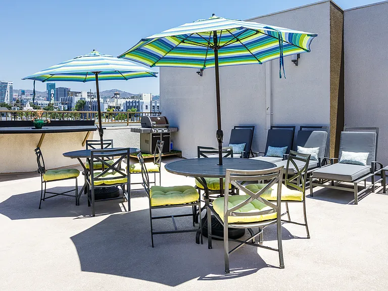Wilcox Townhomes — Photo 6