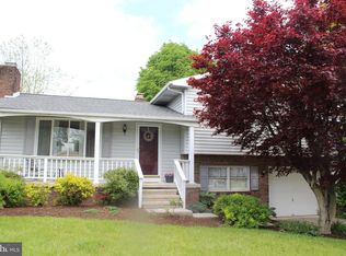 304 Regent Rd, Harrisburg, PA 17112