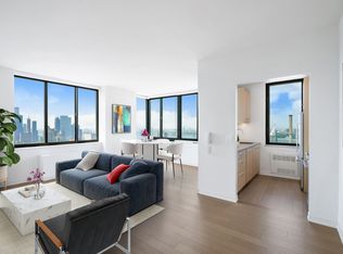 1 Columbus Pl APT N41E, New York, NY 10019