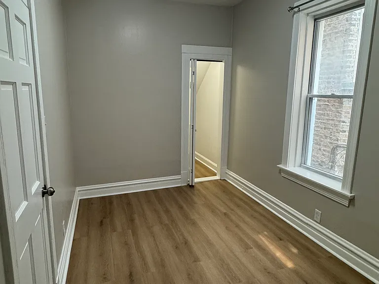 3911 N Kedzie Ave #1 — Photo 5