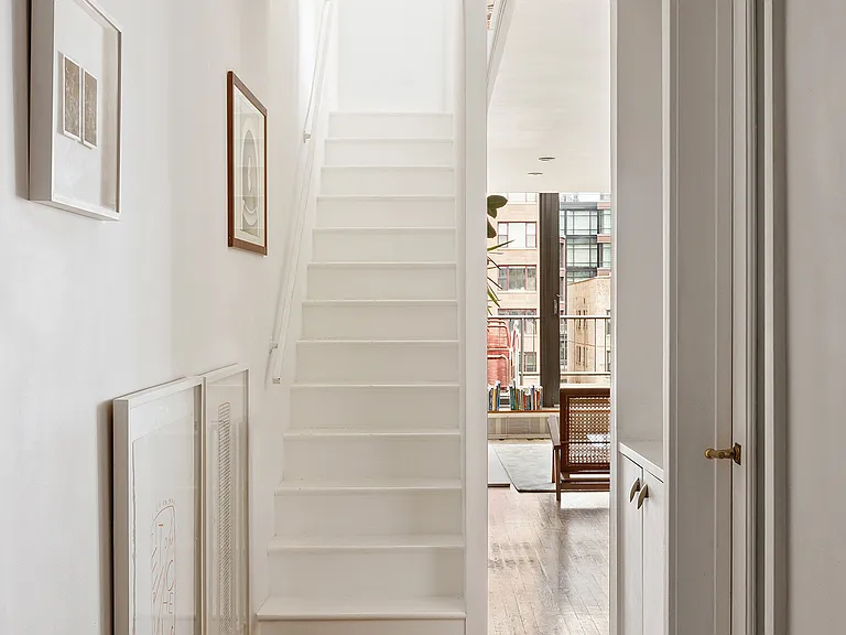 130 Barrow St #Penthouse 512 — Photo 6