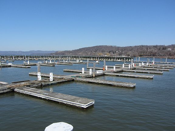 4th image of A-30 Half Moon Bay Marina