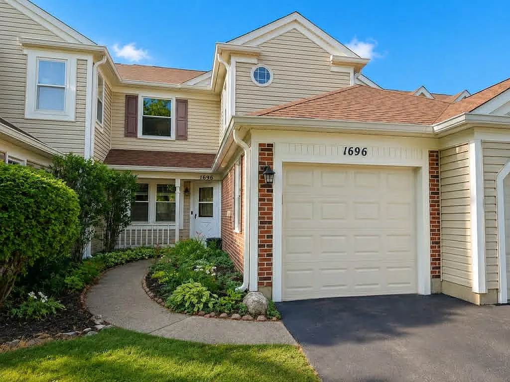 3 bed, 1520 sqft, $2,850 — Photo 1
