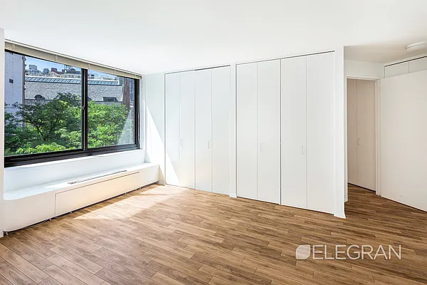 Rented by (Legacy) Elegran | media 8