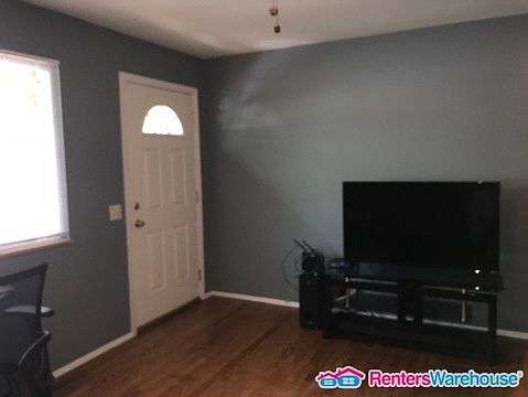 5th image of 220 Humes Ln