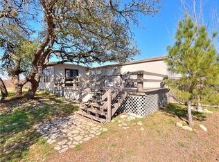 417 Avila Ln, Briggs, TX 78608