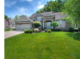 1246 Cliffden Ct, Northfield, OH 44067