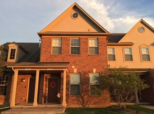 23452 Clarewood St, Macomb, MI 48042