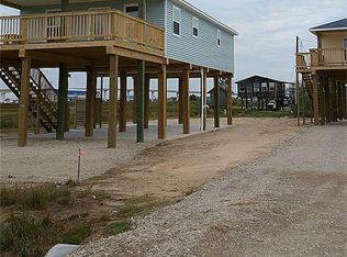 522 Crab St, Surfside Beach, TX 77541