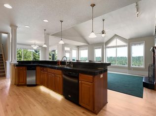 1914 Hall St, West Linn, OR 97068