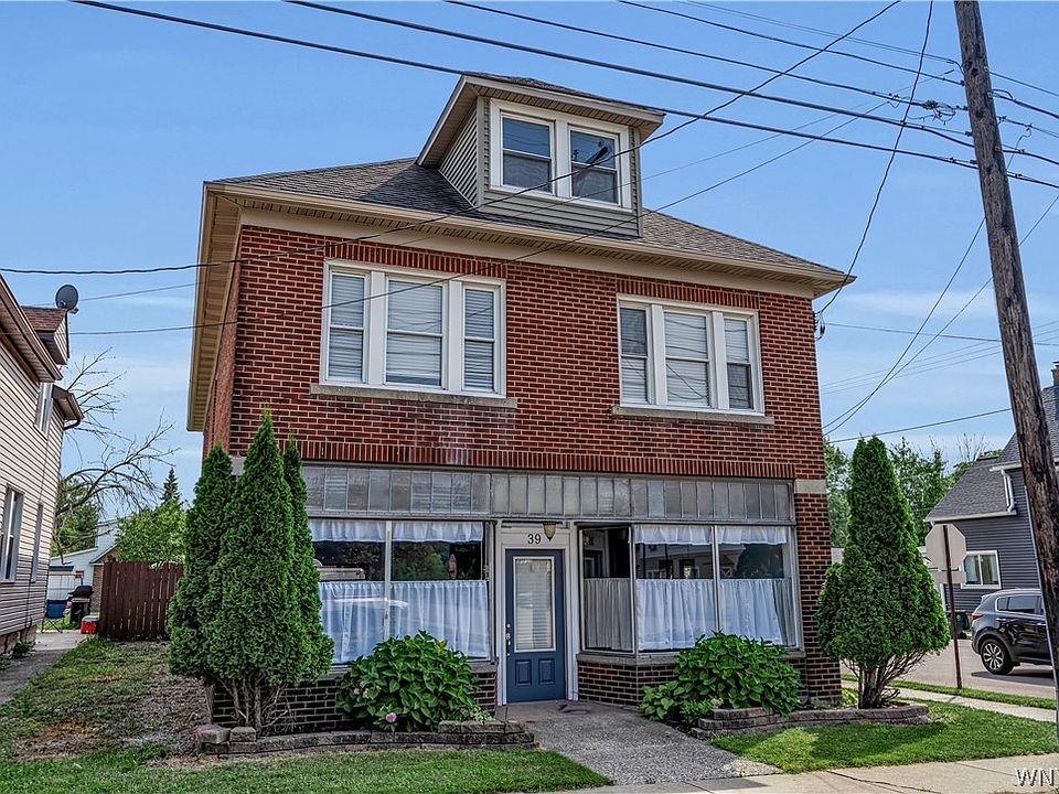 1st image of 39 Laverack Ave