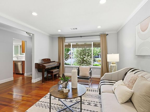 5th image of 6246 Gunter Way