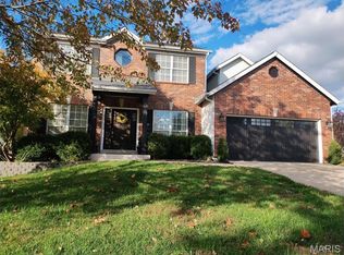 7373 Little Oaks Dr, O'Fallon, MO
