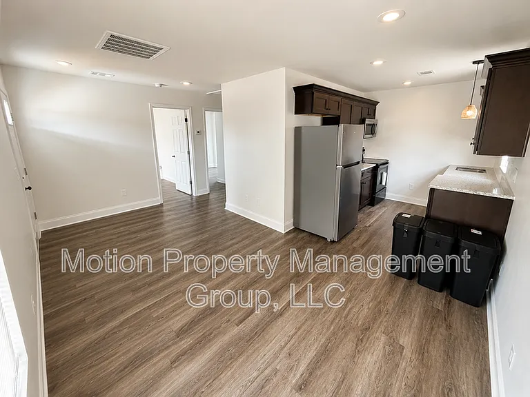 200 Elm St #A1 — Photo 3