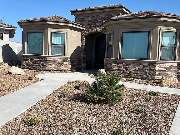 4th image of 1124 Crystal Point Cir