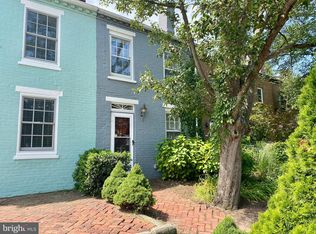 902 Franklin St, Alexandria, VA 22314
