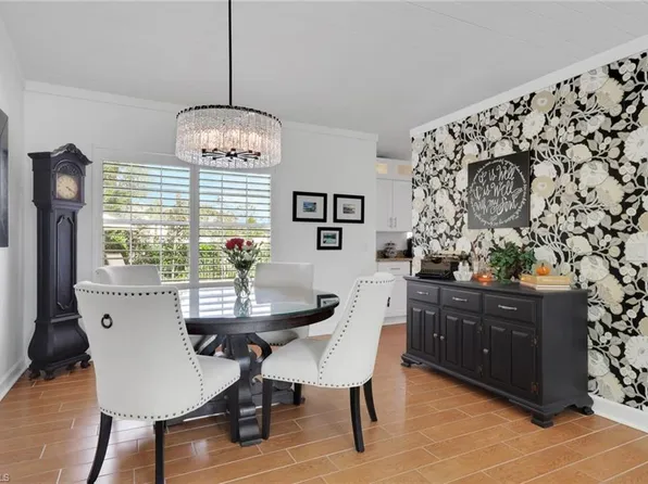 6555 Willow Lake CIR, FORT MYERS, FL 33966