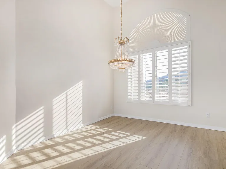 Formal dining room