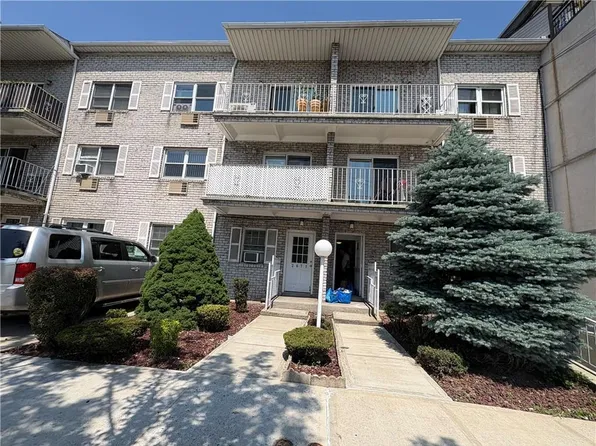 2871 Cropsey Ave APT 2F, Brooklyn, NY 11214