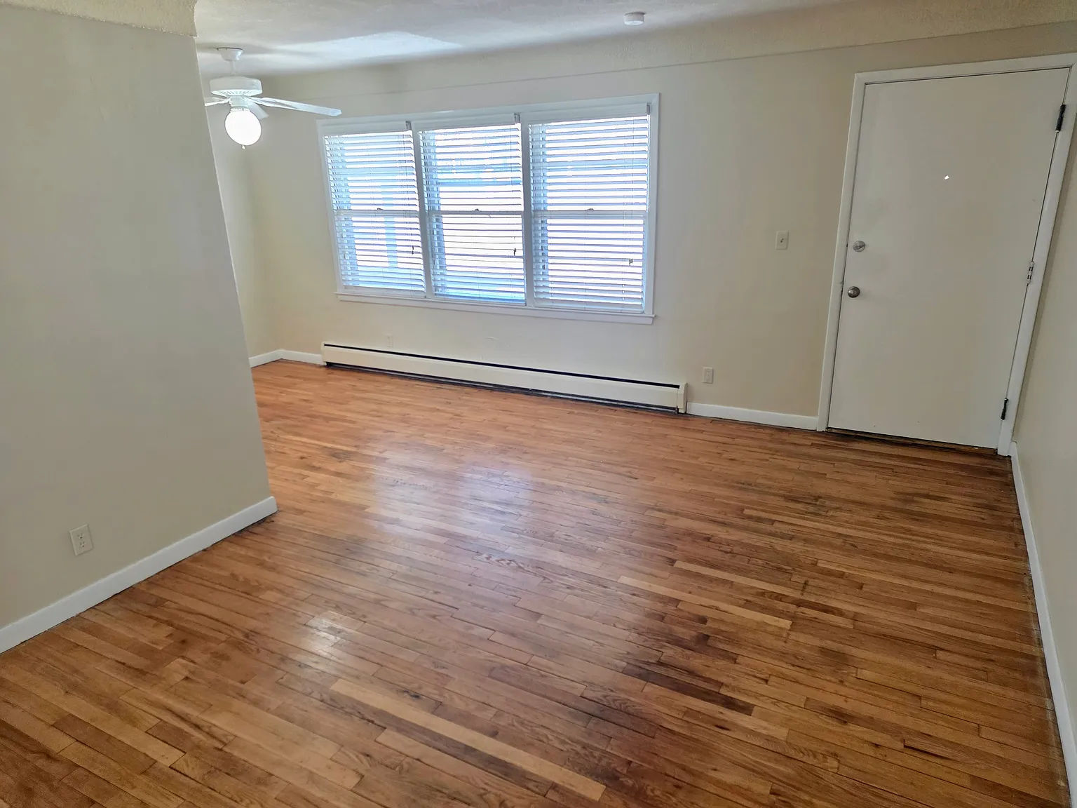 2822 Kingman Blvd — Photo 3