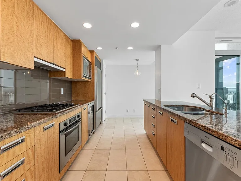 1616 Bayshore Dr #2104 — Photo 9