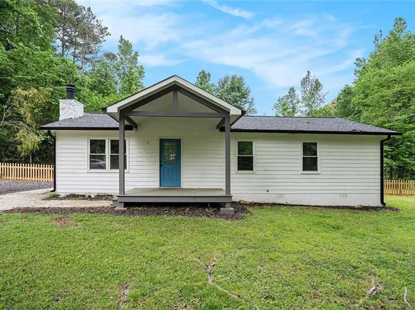 3952 Leisure Ct SE, Conyers, GA 30013