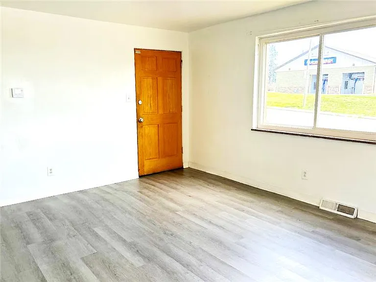 2612 Sunset Blvd #1 — Photo 3