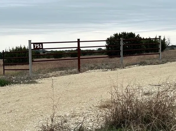 751 Cty Rd 217 751 Cty Rd 217, Florence, TX 76527-0000